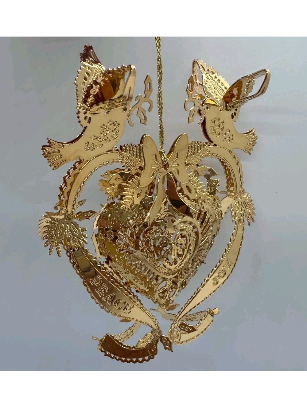 Danbury Mint 1997 Peace & Joy Christmas Ornament 23K Gold Plated Doves Heart EUC